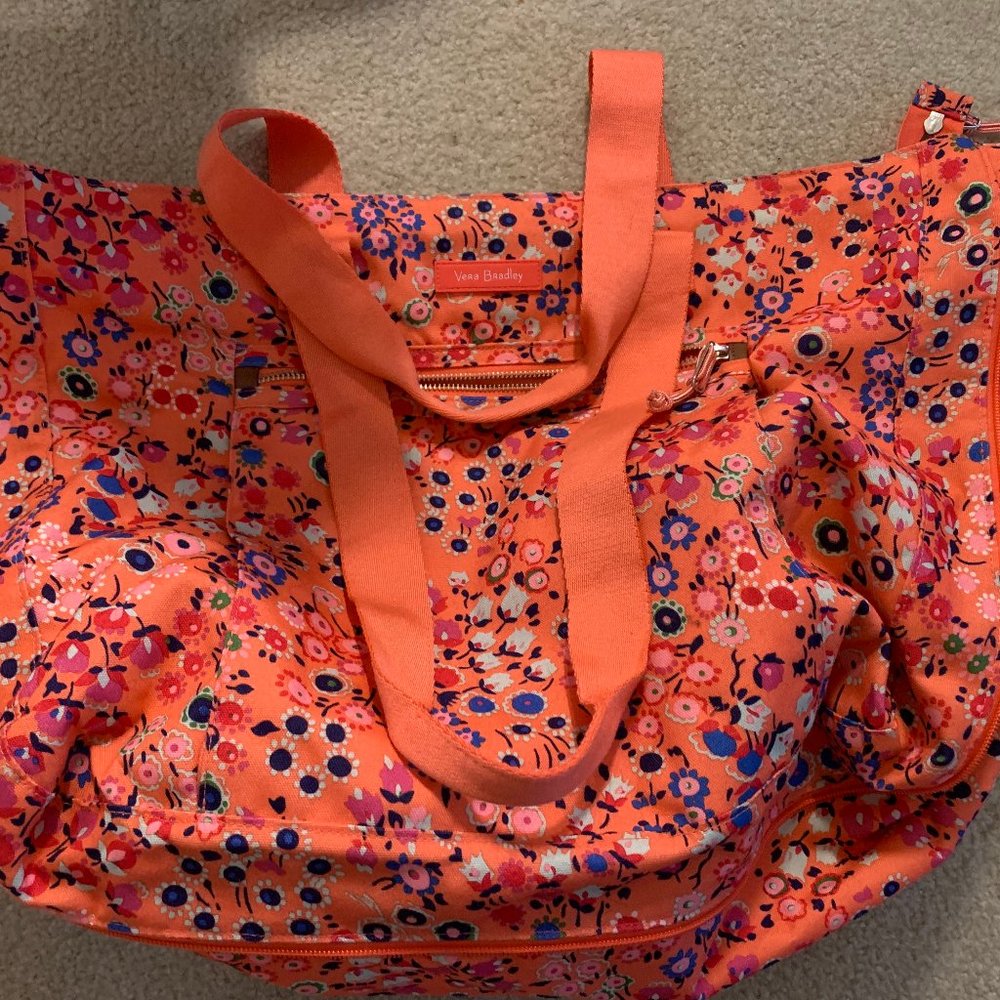 Vera Bradley Lighten Up Expandable Tote